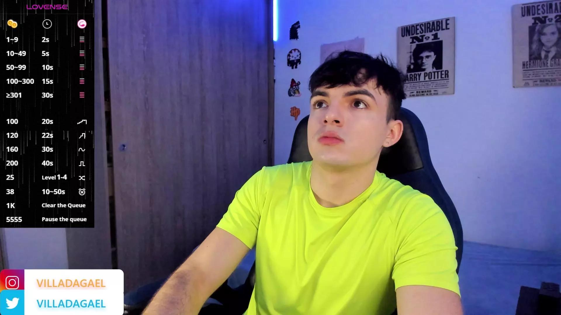 Gaelvillada on Cam4 