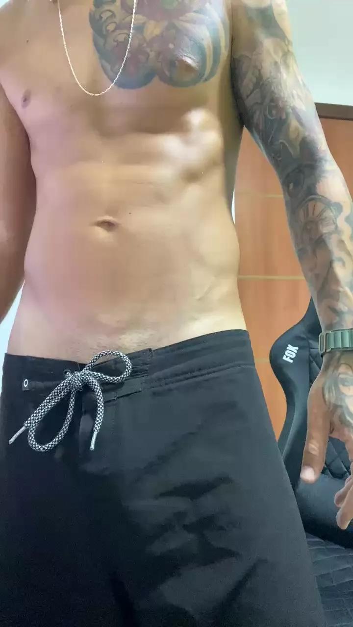 gato_dtado on Cam4 