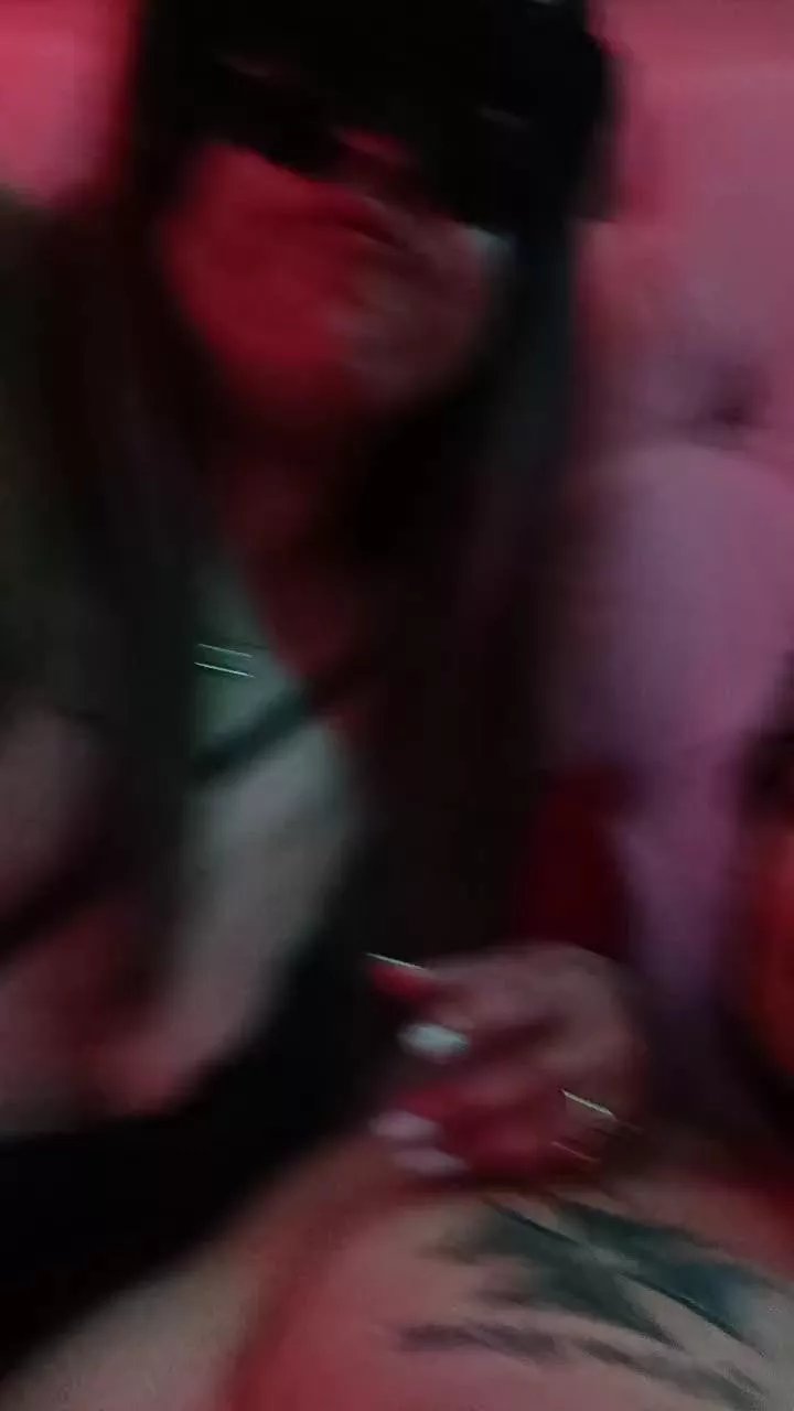 Offline geminis_chilena on Cam4