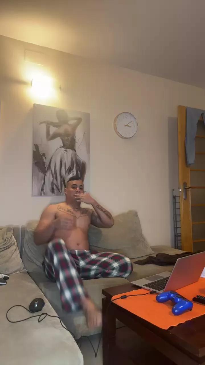 Georgelapiedra on Cam4 