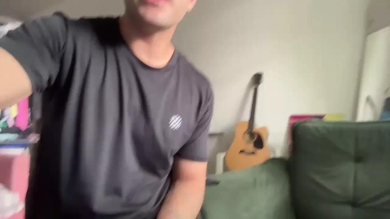 gerson229 on Cam4 