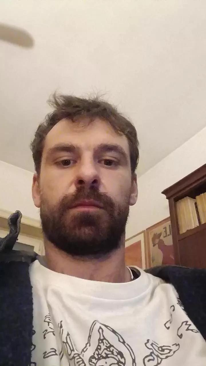 Giebi2 on Cam4 