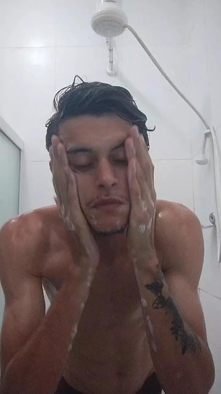 GiganteOMenino on Cam4 