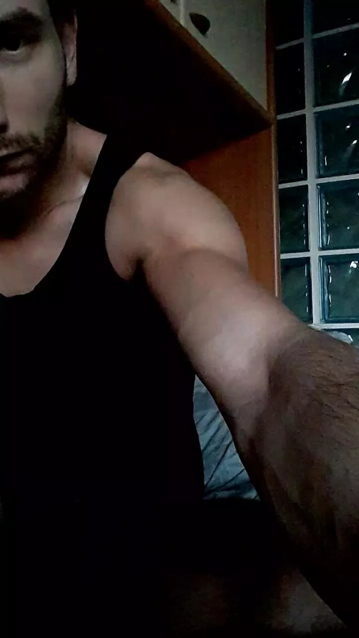 Offline Gnokk42 on Cam4