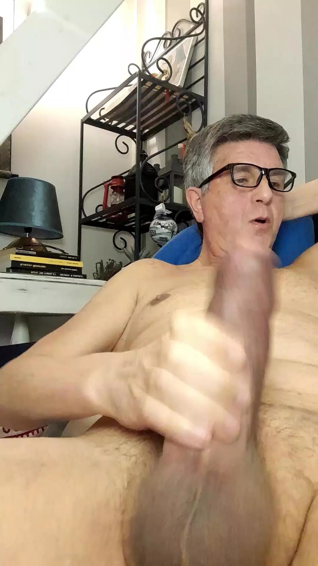 Grancazzogenova on Cam4 