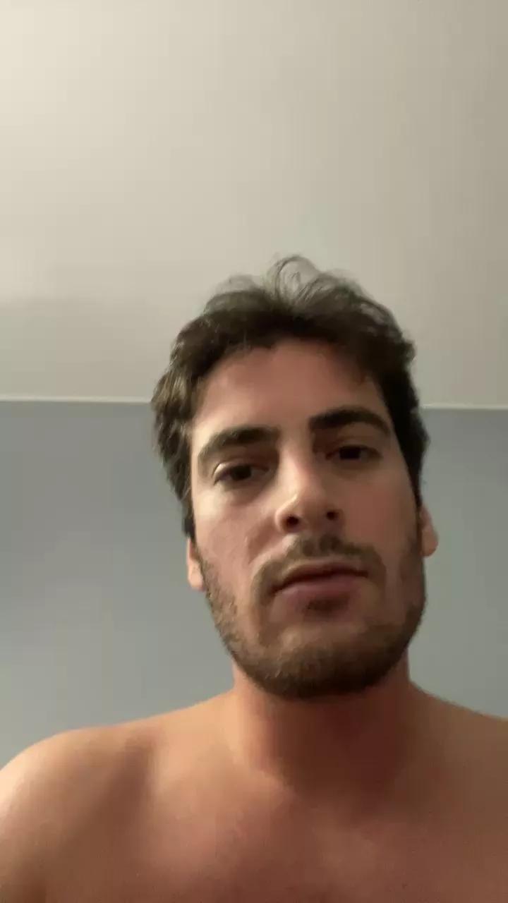 greko13 on Cam4 