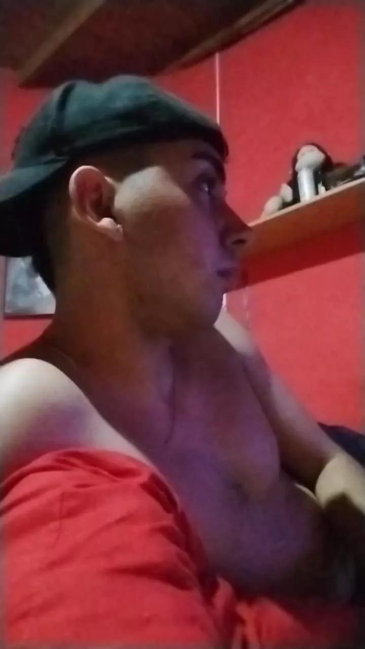 grossofy on Cam4 