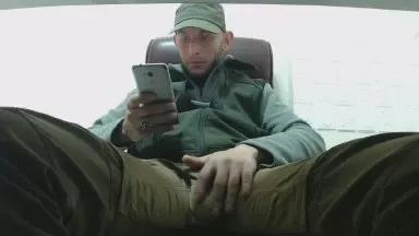 hardbigcockk on Cam4 