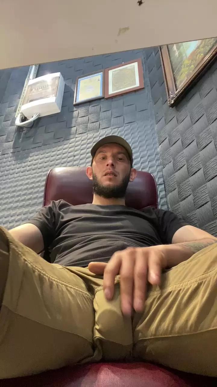 hardbigcockk on Cam4 