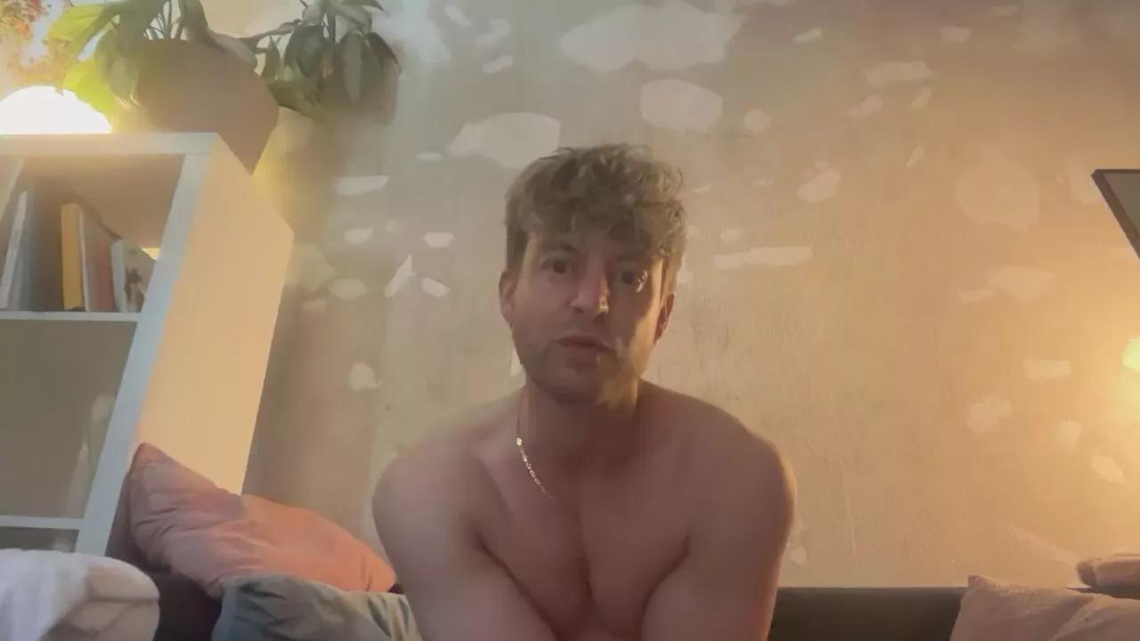 Heikhoe69 on Cam4 