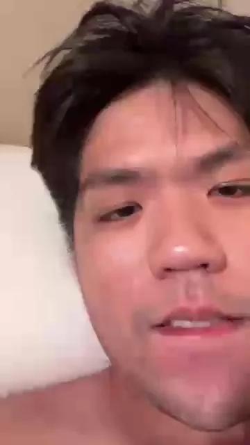 Helloworld555 on Cam4 