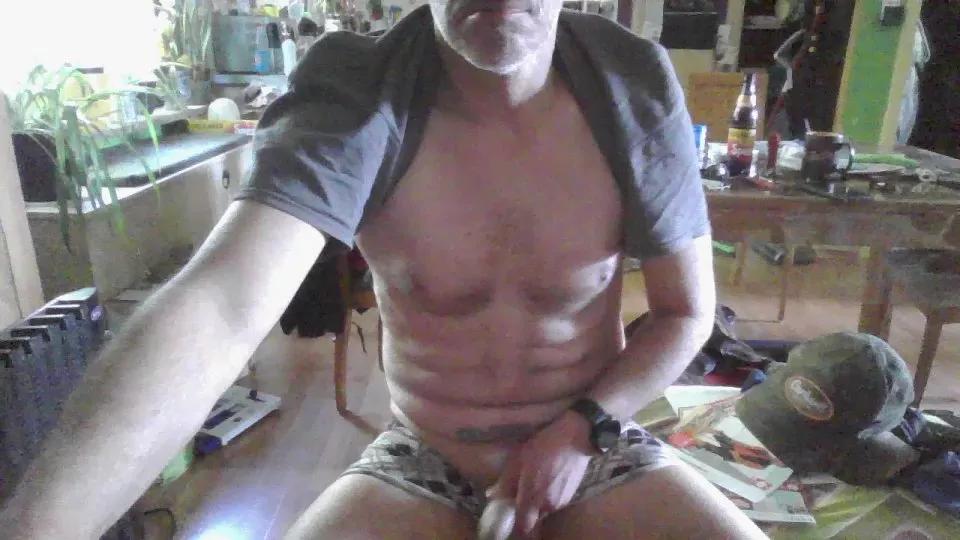 hornybigerman76 on Cam4 