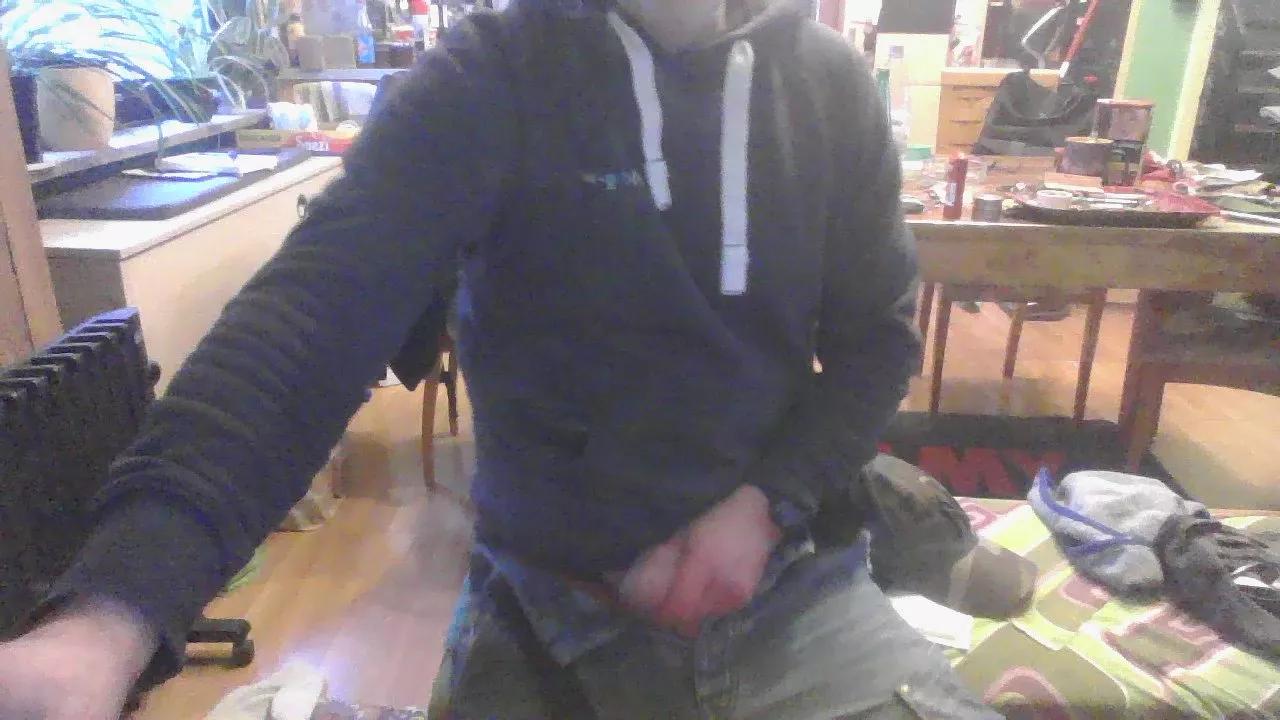 hornybigerman76 on Cam4 
