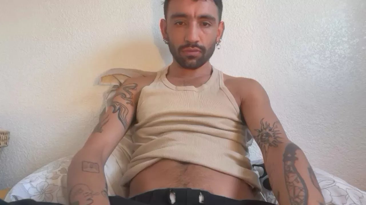 Offline Hot_Slim on Cam4