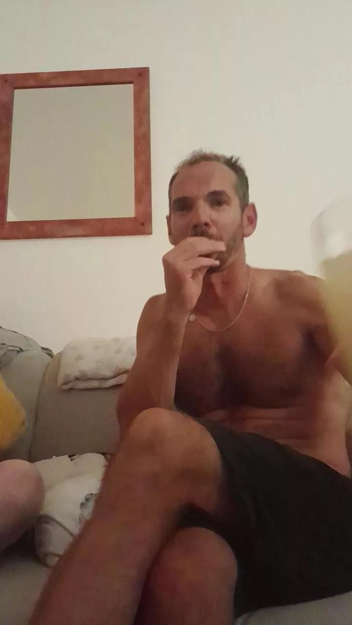 hotfrenchcho on Cam4 