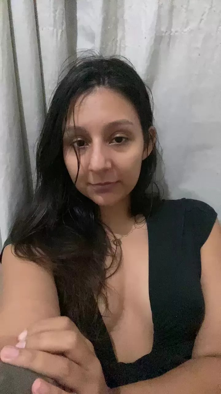 Offline hottie_emma on Cam4