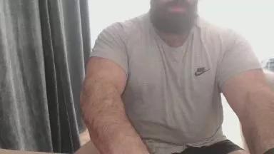 Hugehairymacho on Cam4 