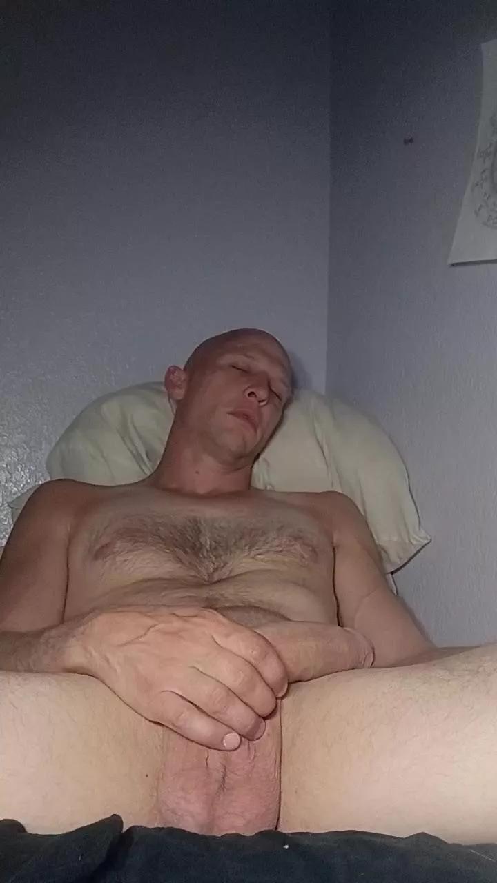 hungonhere2 on Cam4 