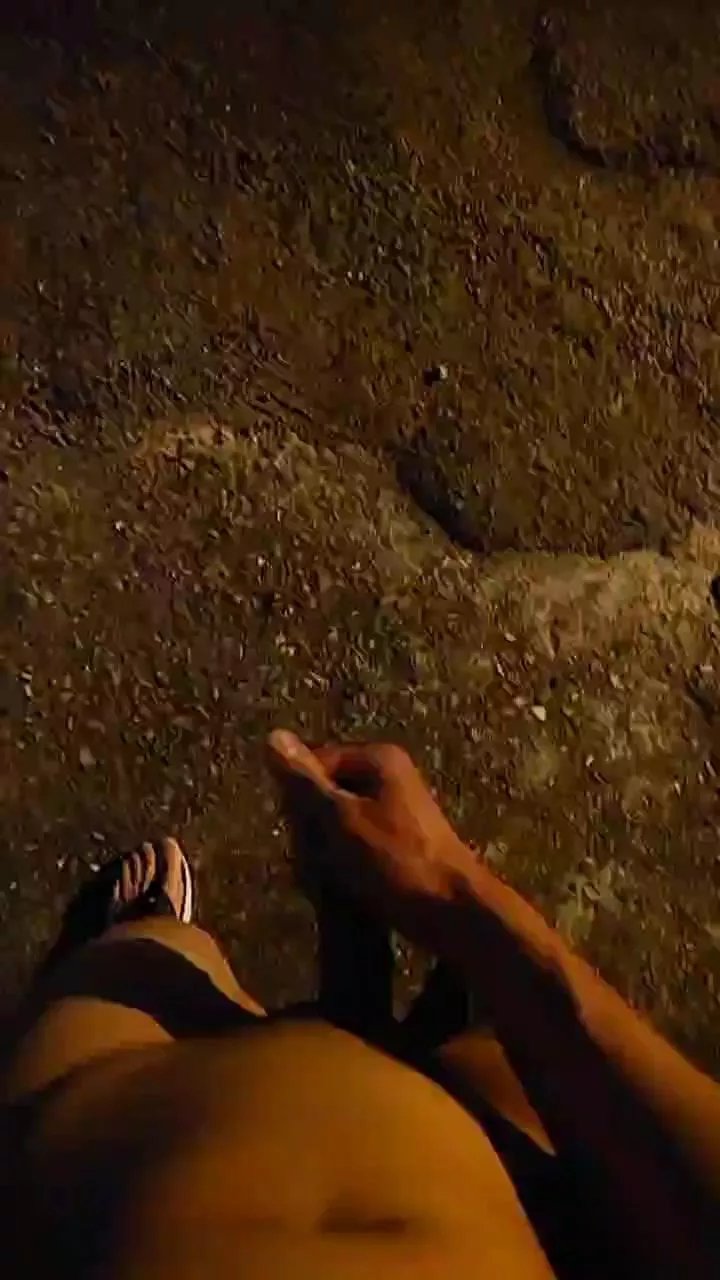 Offline ikarino1 on Cam4