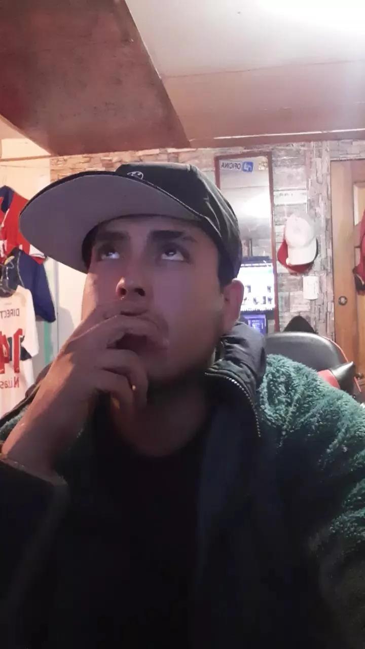 inciertoxxx on Cam4 