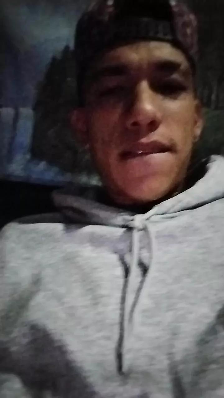 inframundotoun1 on Cam4 