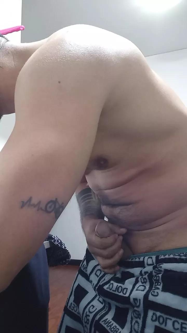 intelcoree1 on Cam4 