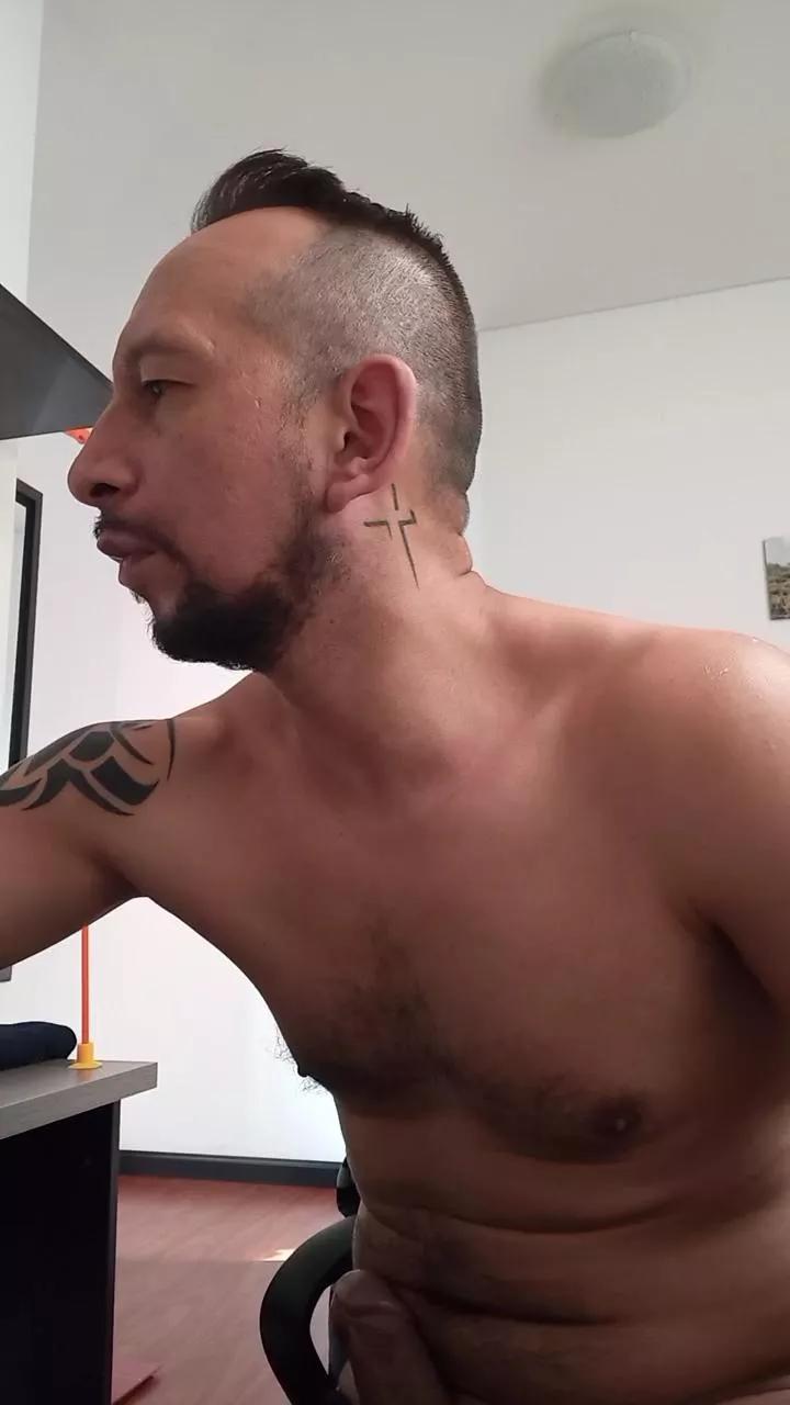intelcoree1 on Cam4 