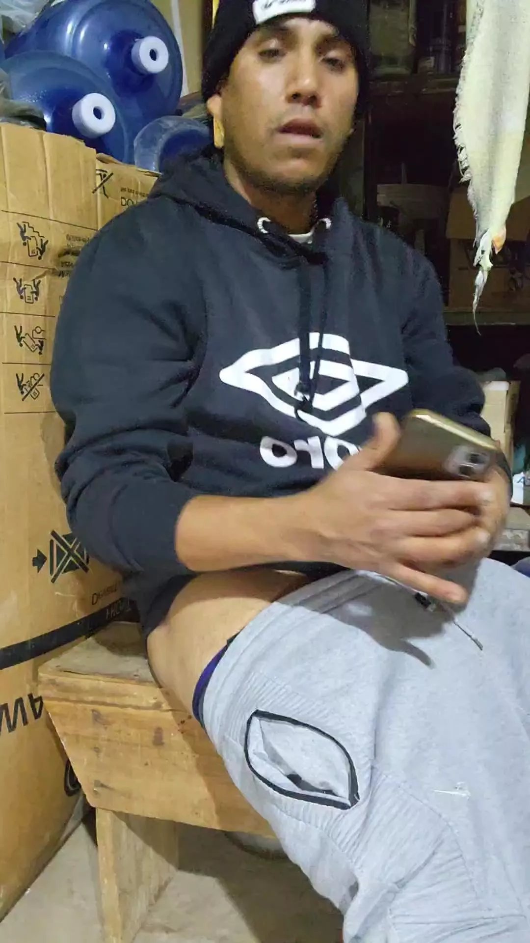 Offline Jaaviier69 on Cam4