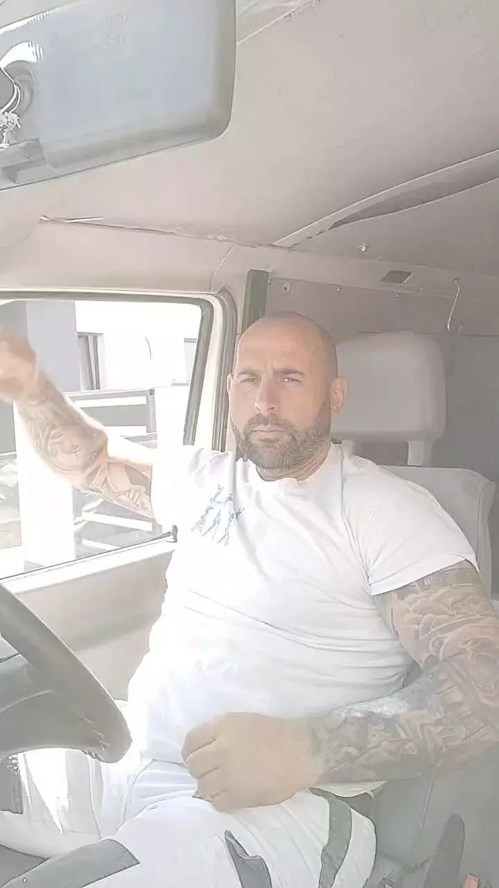 Offline Jack198303 on Cam4