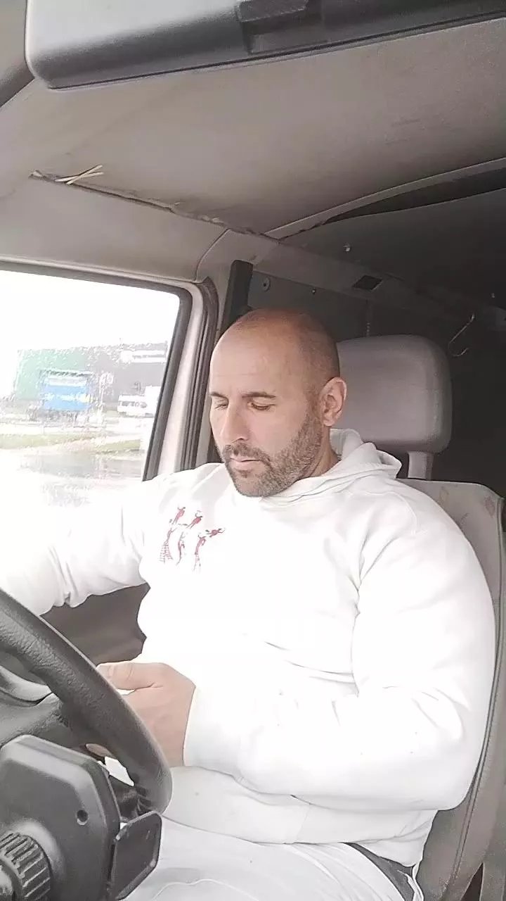 Offline Jack198303 on Cam4