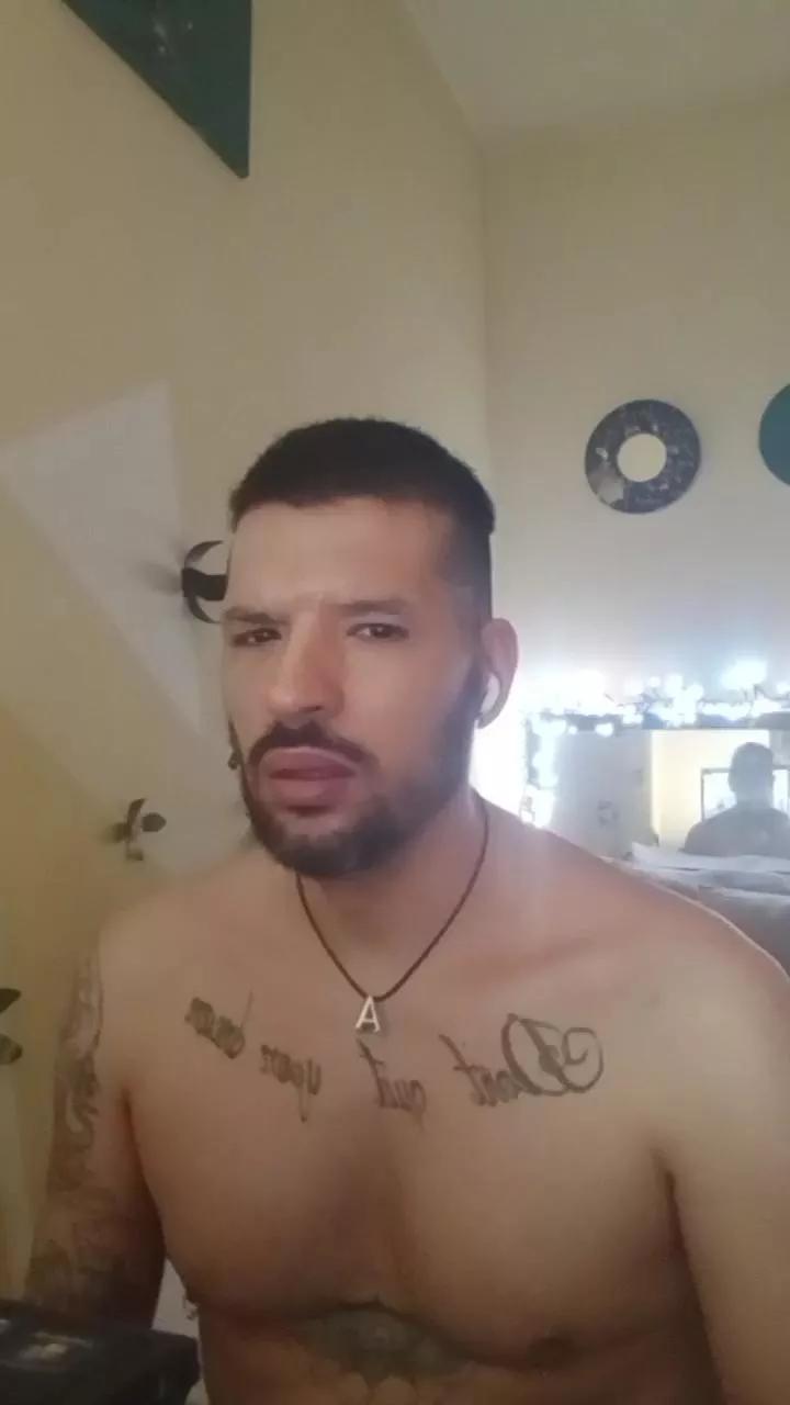 jade1988xxx on Cam4 