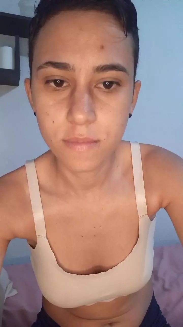 Offline jajasfd4 on Cam4