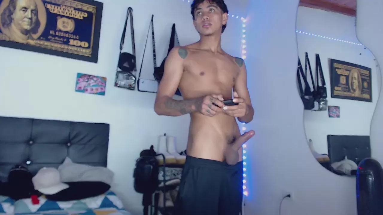 jeronxtapion on Cam4 