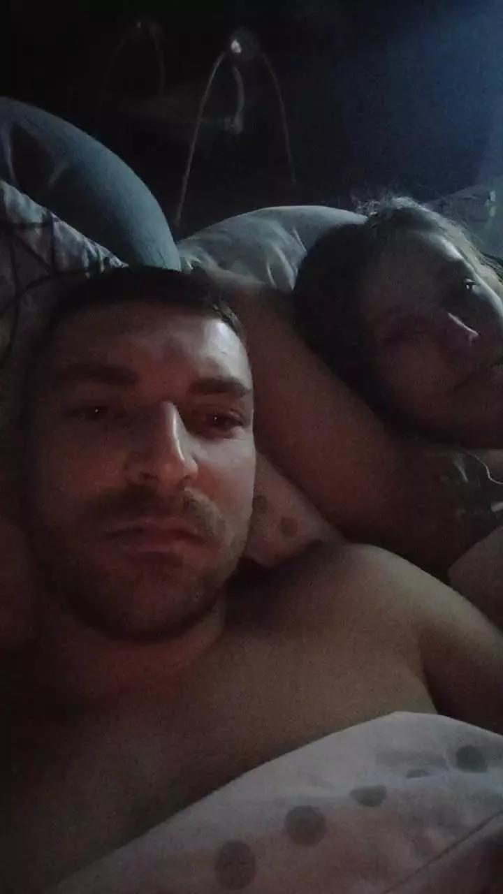 Jeunecouple3227 on Cam4 