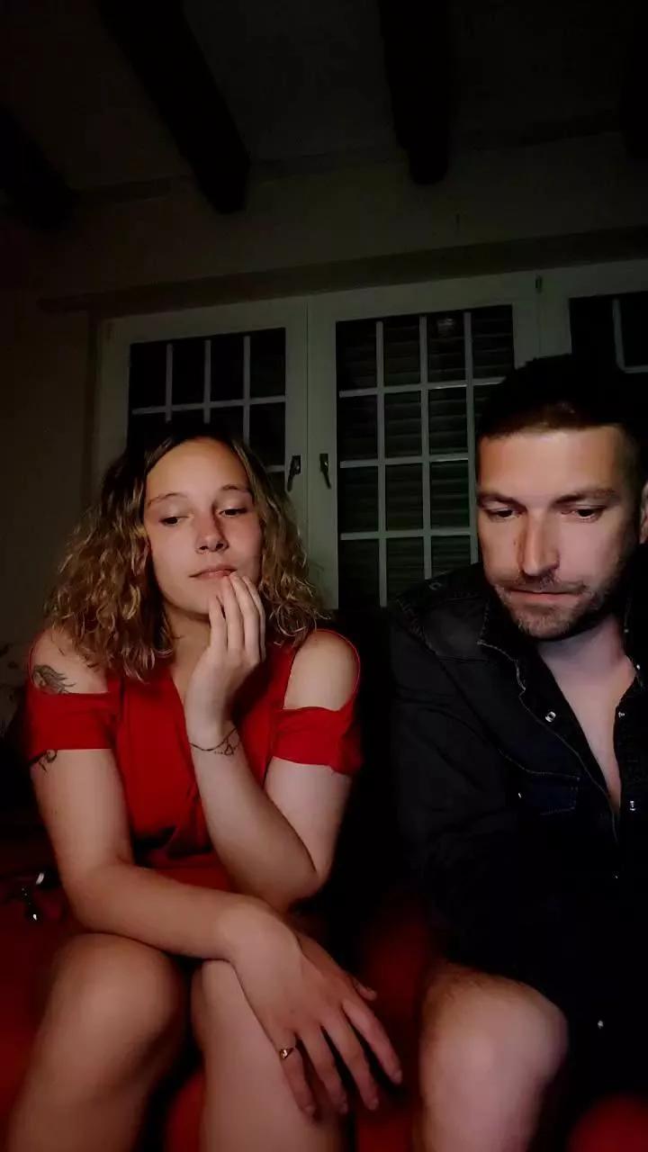 Jeunecouple3227 on Cam4 