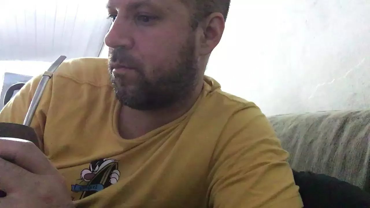 Offline jlegal2 on Cam4