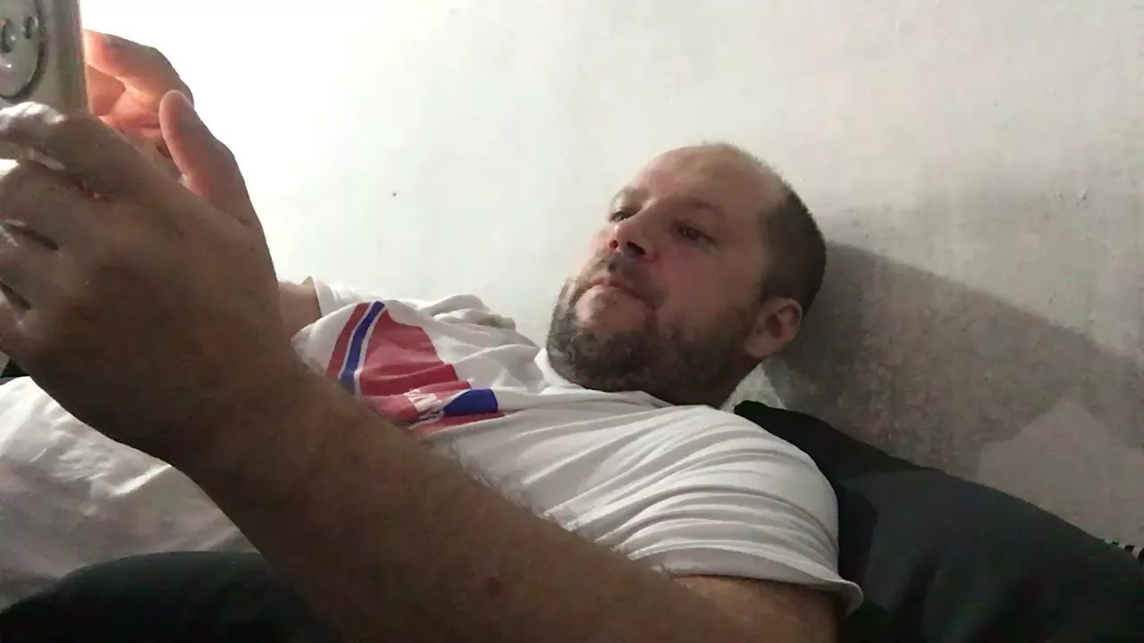 Offline jlegal2 on Cam4