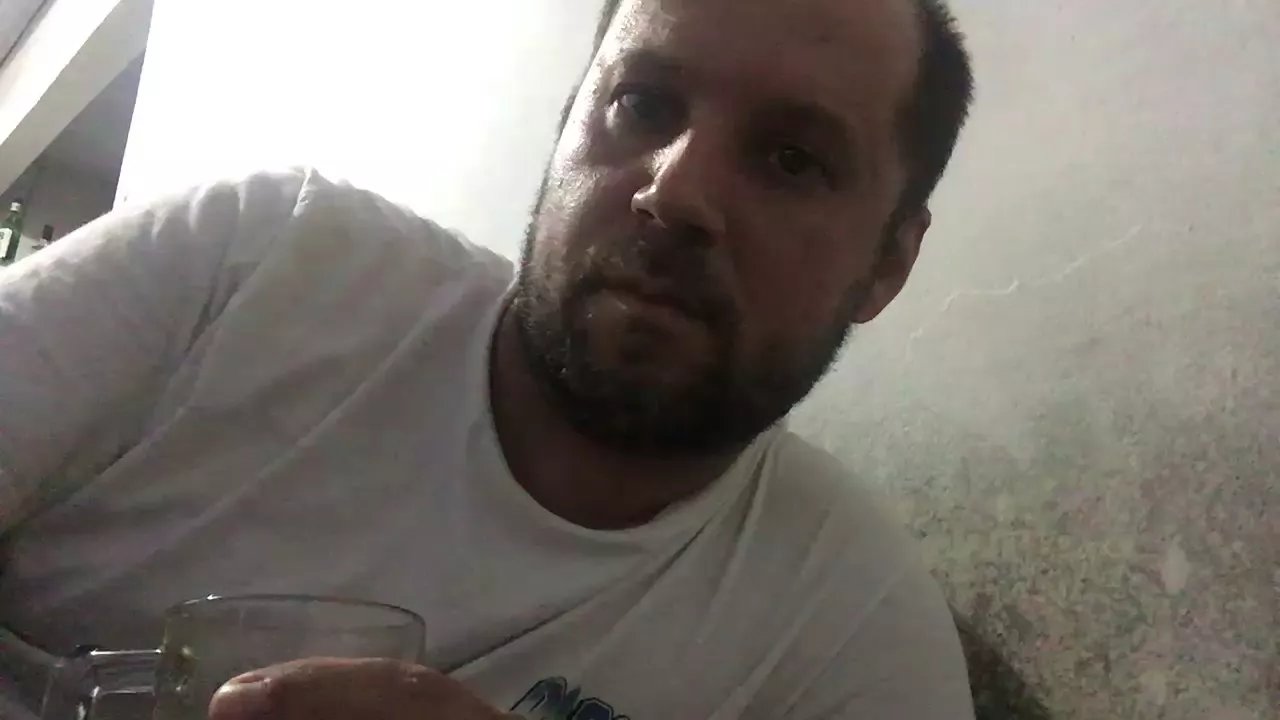 Offline jlegal2 on Cam4