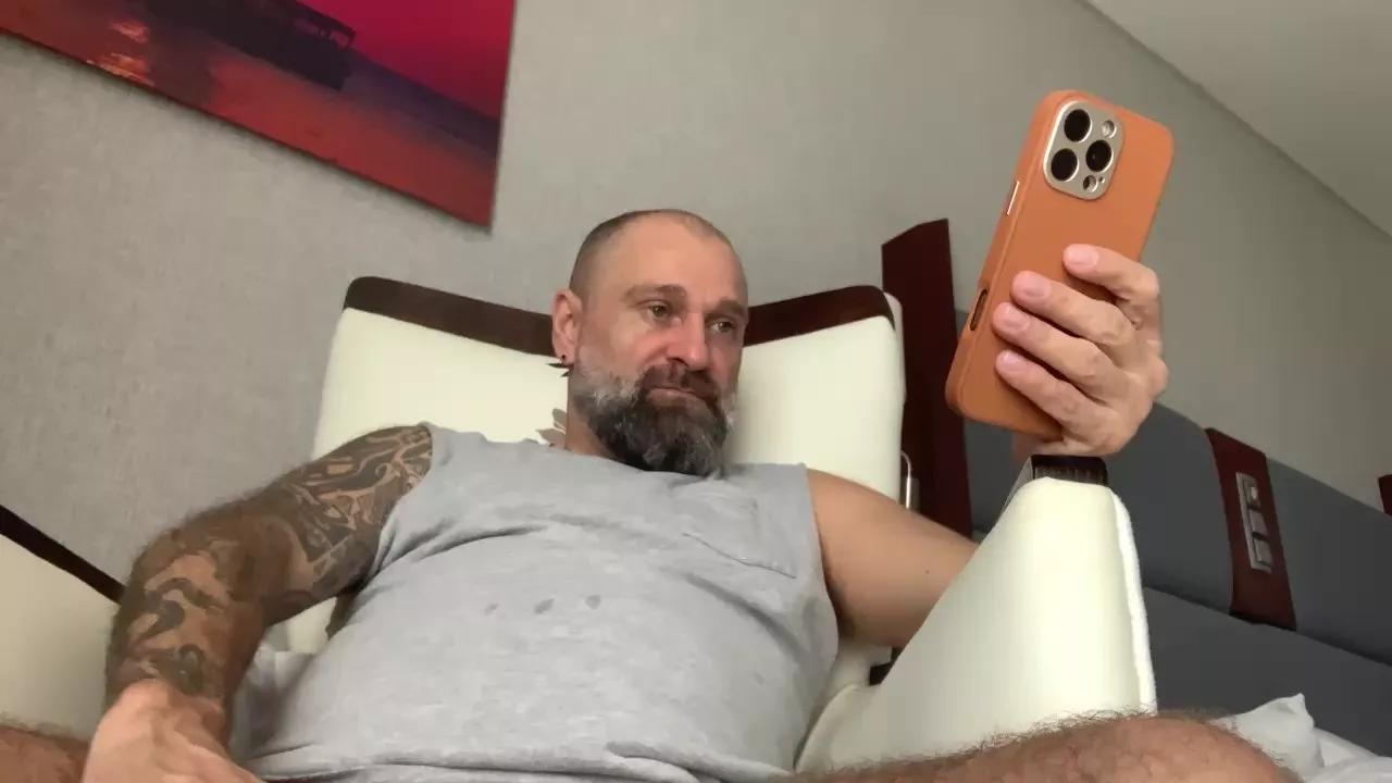 jonny247 on Cam4 