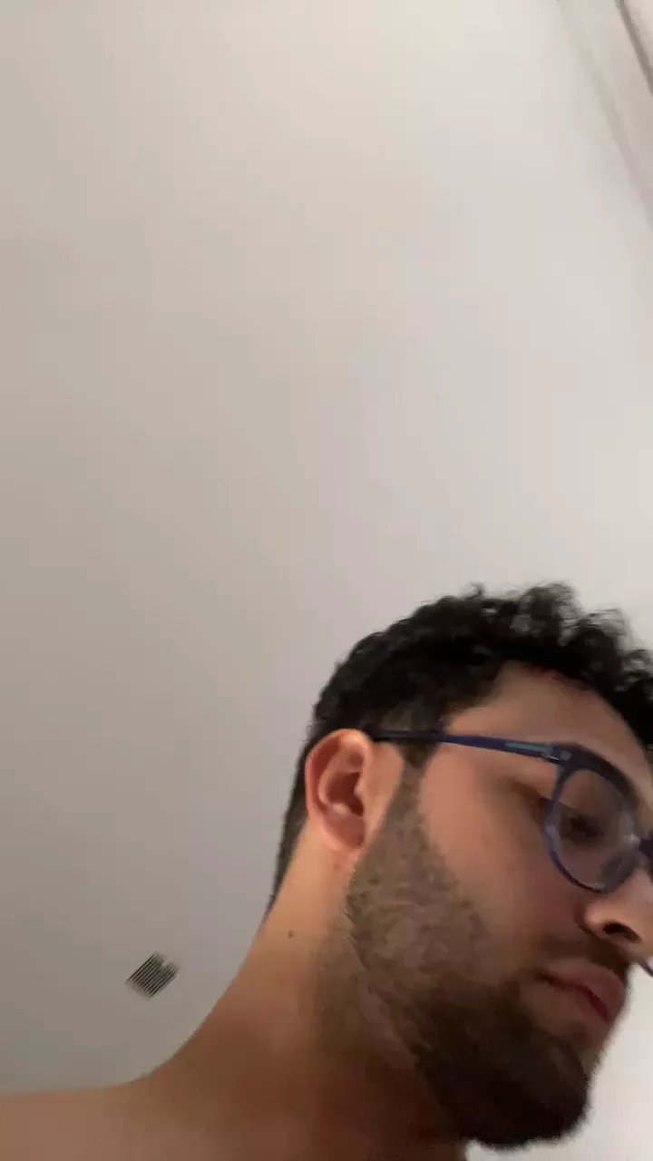 Offline Joseluisca4 on Cam4