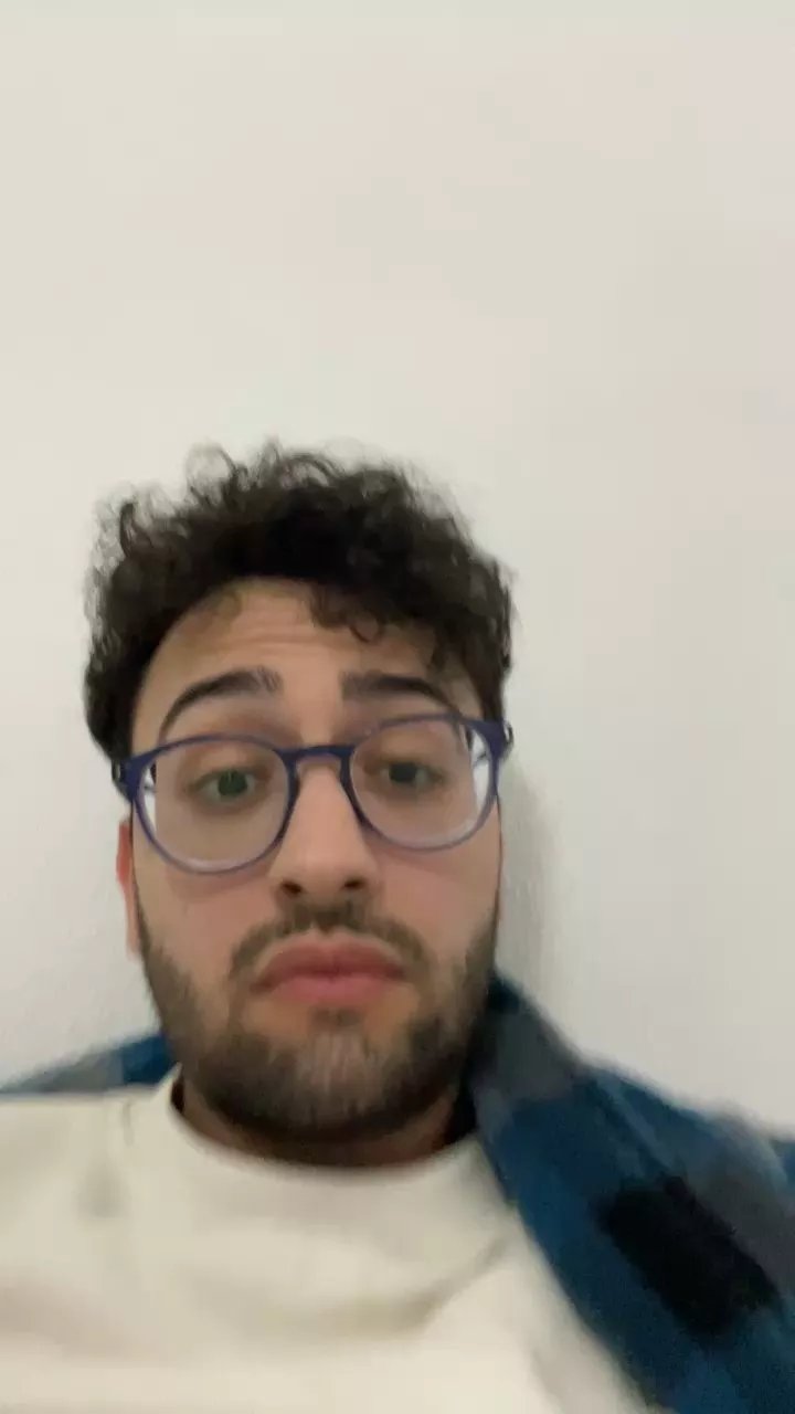 Offline Joseluisca4 on Cam4