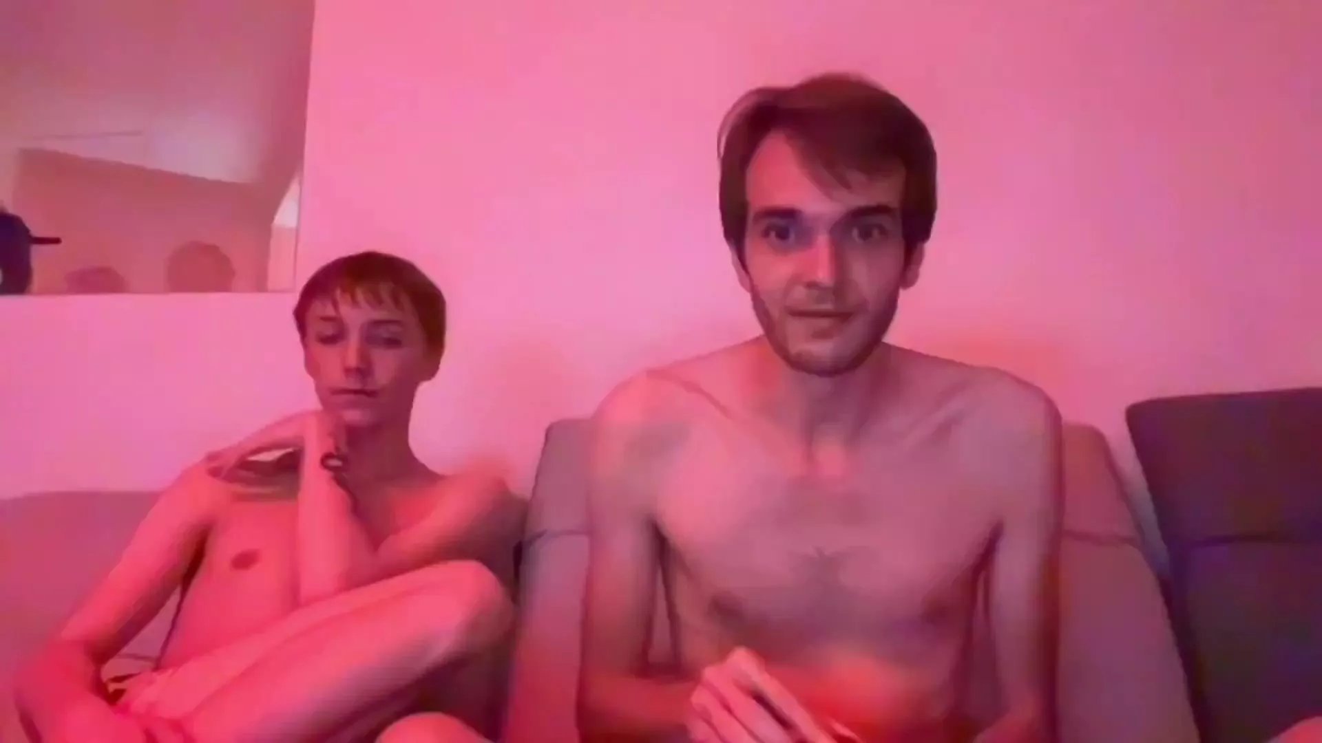 Offline Josh2b on Cam4