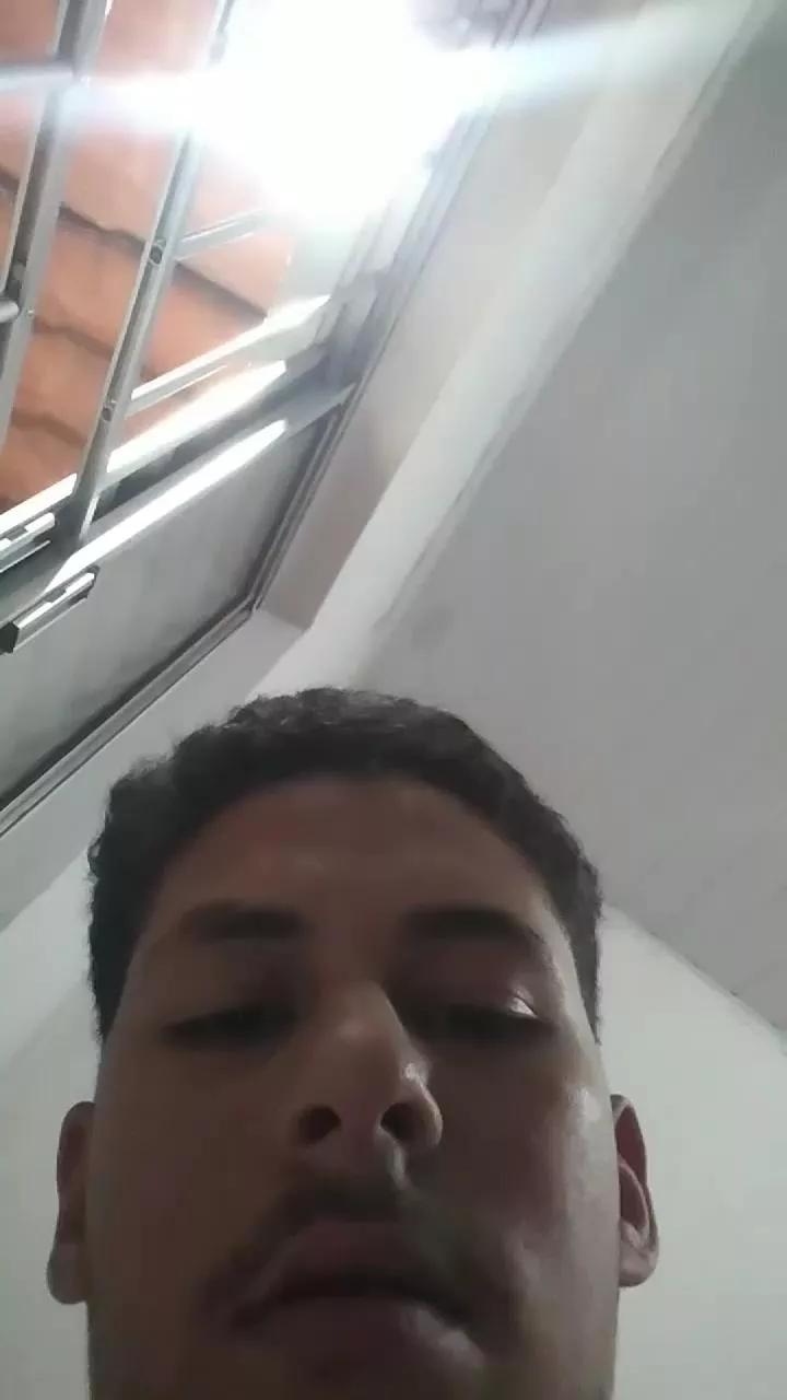 jovemcasalhot on Cam4 