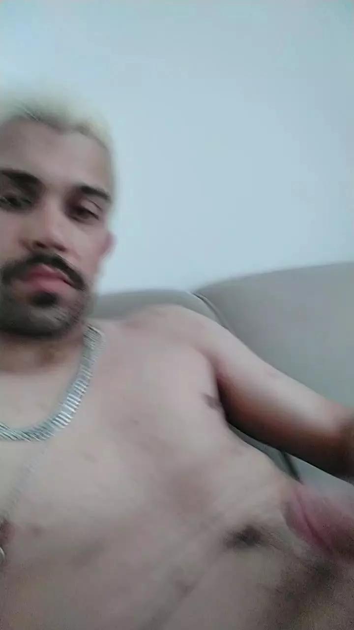 Jovemcwbjlle on Cam4 