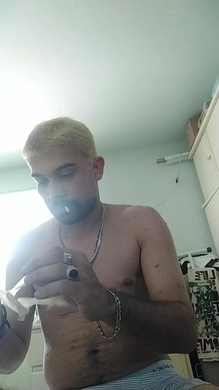 Jovemcwbjlle on Cam4 