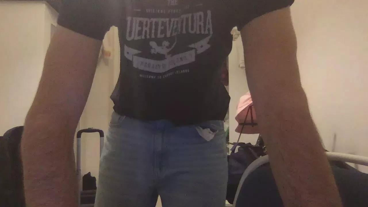 jovencito18_hot on Cam4 