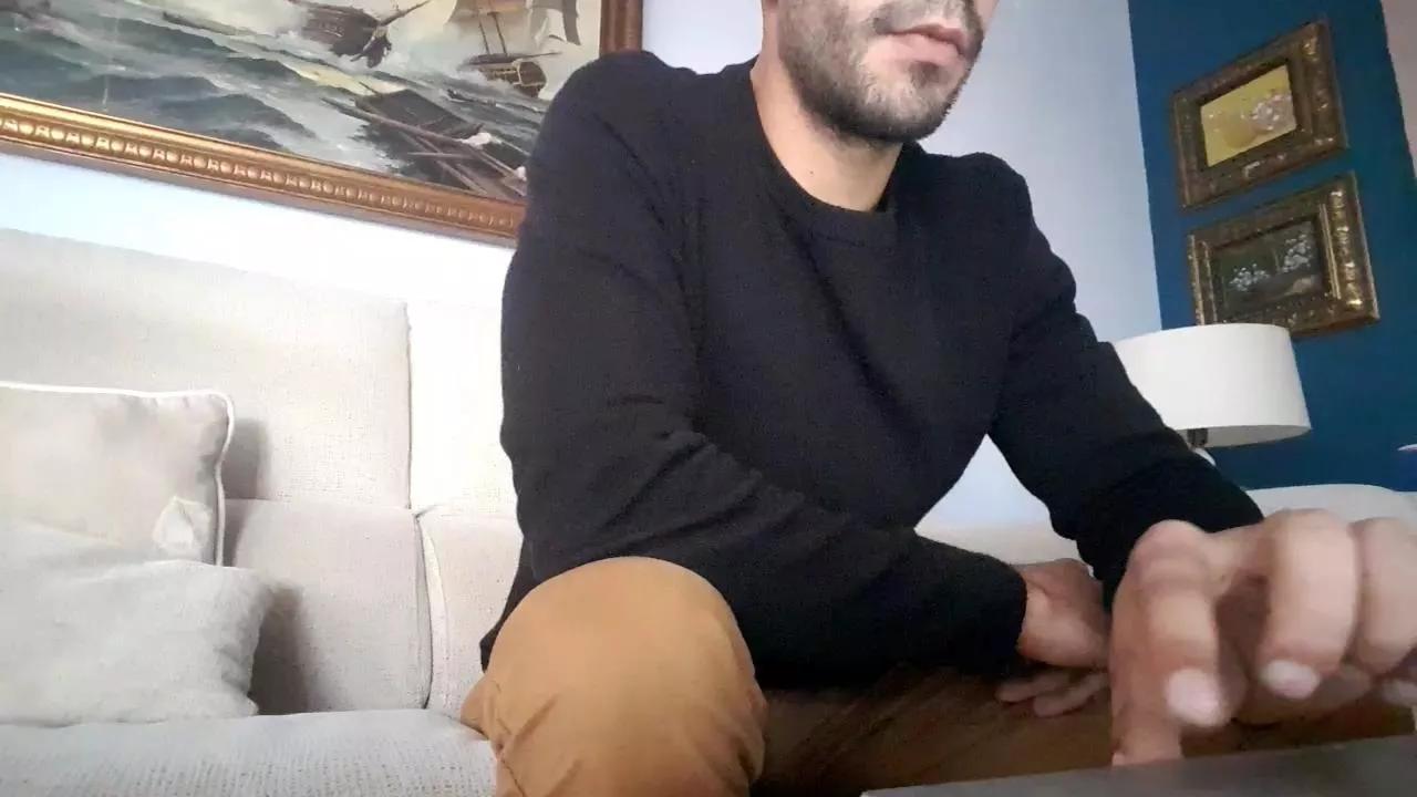 jovenxmadur5 on Cam4 