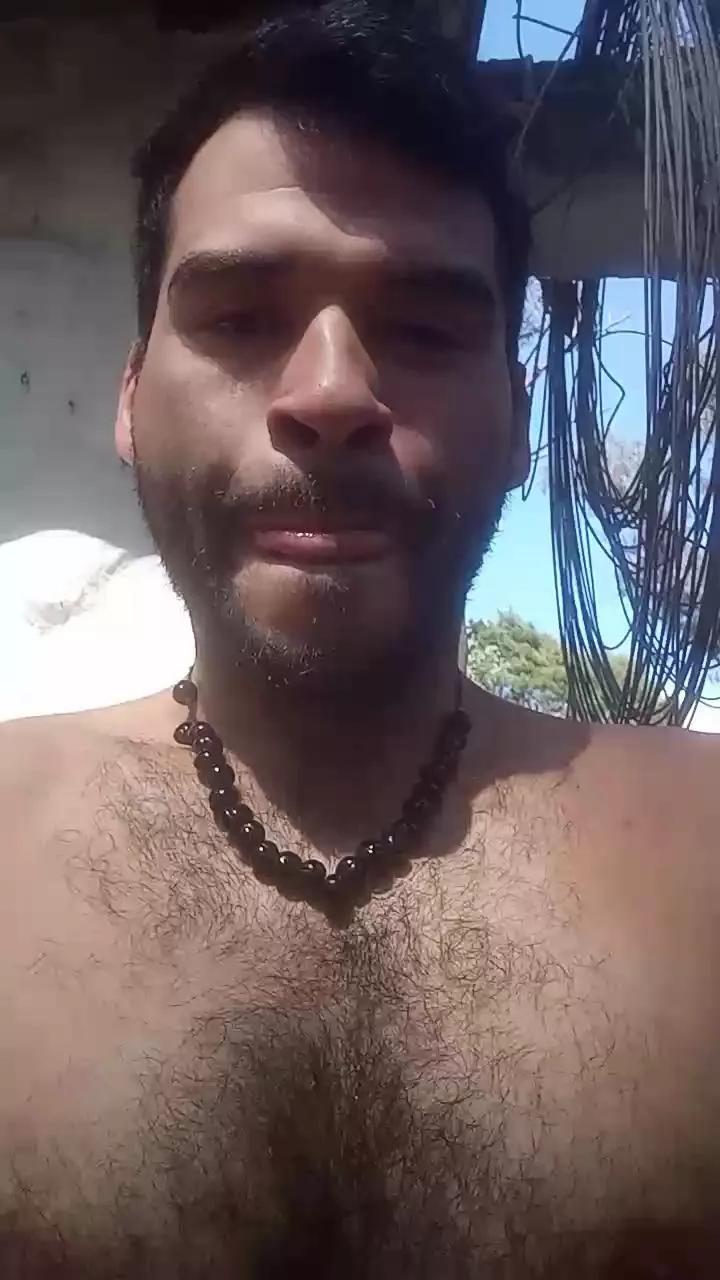Juanpolla27 on Cam4 