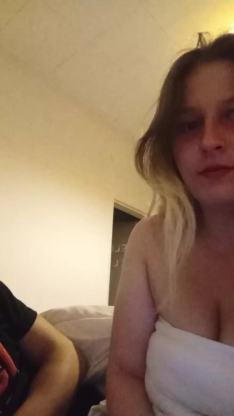 Offline Jujulove02 on Cam4