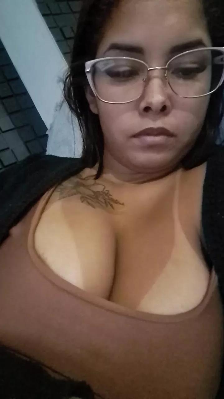 Jujustt on Cam4 